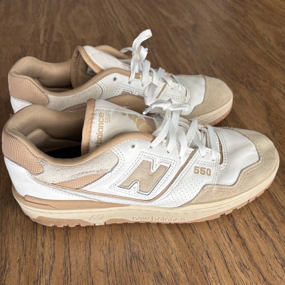 New Balance 550 Size 9 Men’s